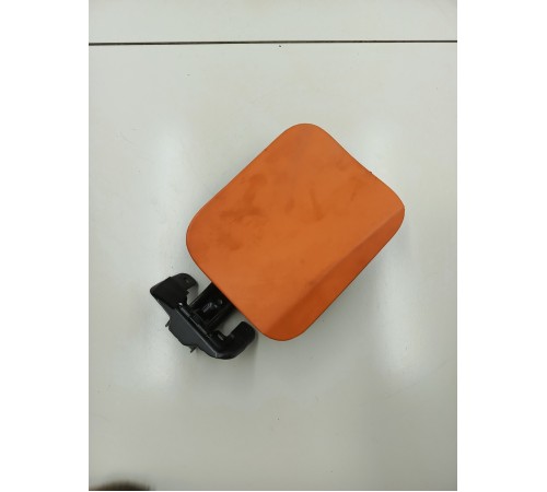 Лючок топливного бака