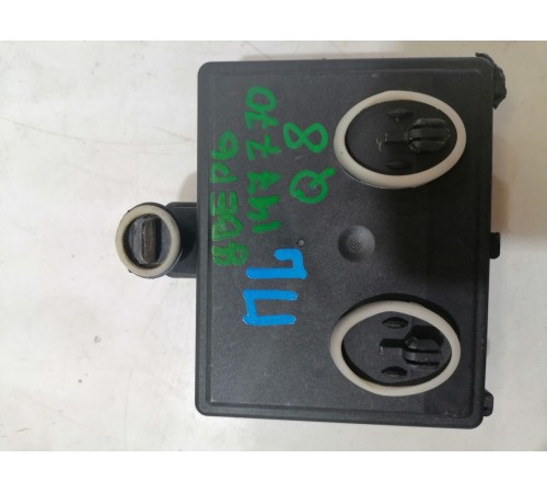 Блок управления двери передний левый