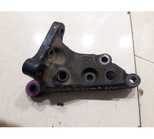 Кронштейн(крепление) двигателя