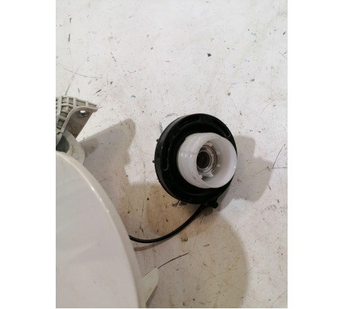 Лючок бензобака