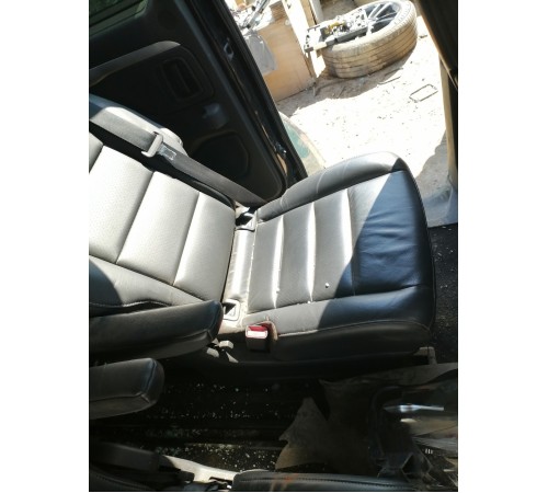 Второй ряд сидений,кожа