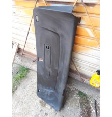 Обшивка двери багажника