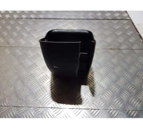 Кожух рулевой колонки перед.