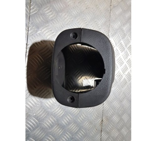 Кожух рулевой колонки перед.