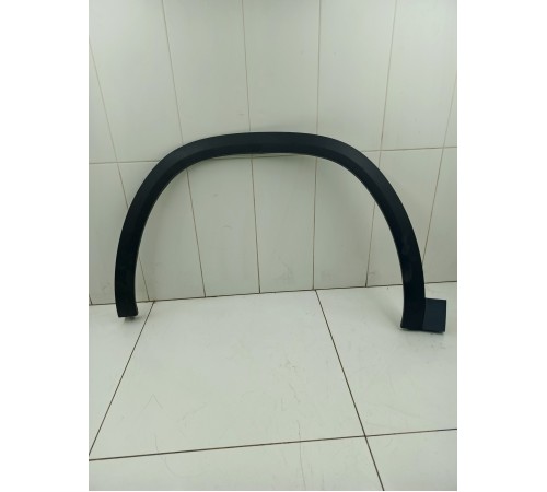 Накладка крыла передняя левая