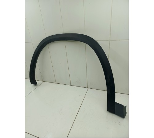 Накладка крыла передняя левая