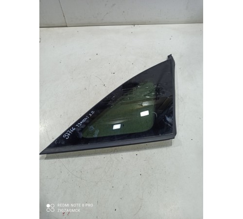 Глухое стекло двери (заднее правое)