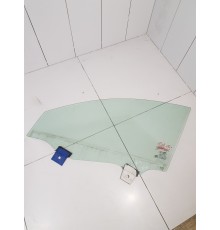 Стекло двери переднее левое