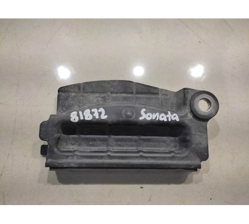 Накладка двигателя декоративная