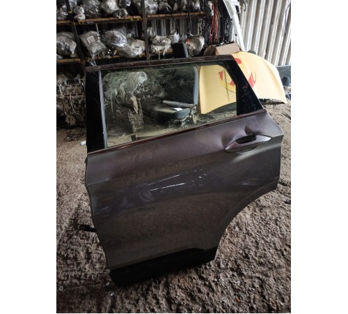 Дверь задняя левая