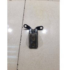 Петля двери (передняя, правая, верхняя)