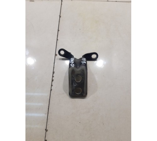 Петля двери (передняя, правая, верхняя)