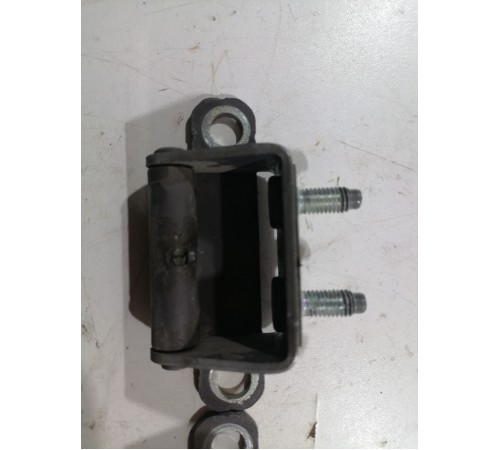 Петля крышки багажника (2шт)