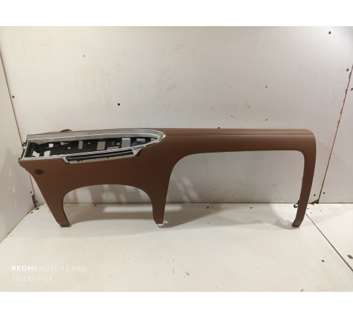 Накладка торпедо декоративная правая