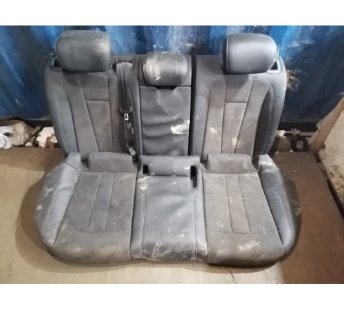 Задний ряд сидений