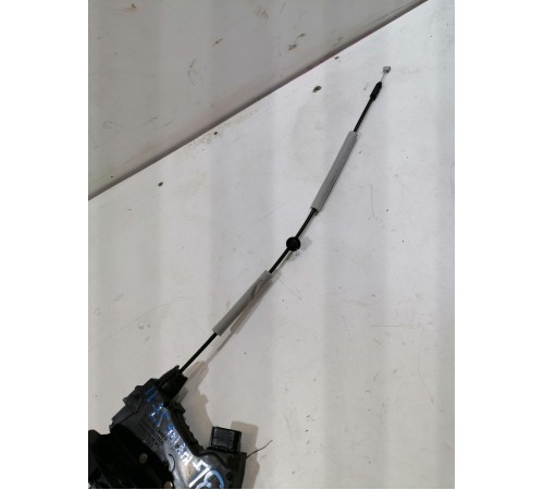 Замок двери задний левый