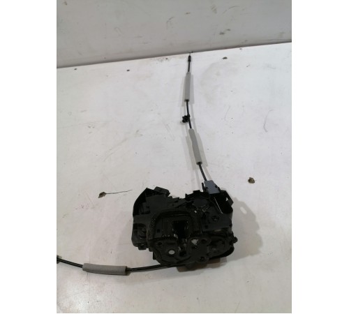 Замок двери задний левый