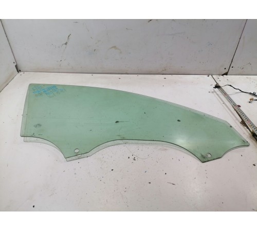 Стекло двери переднее правое