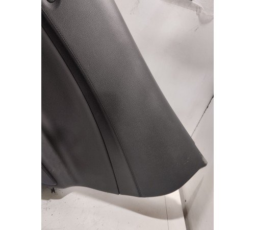 Обшивка двери задняя правая