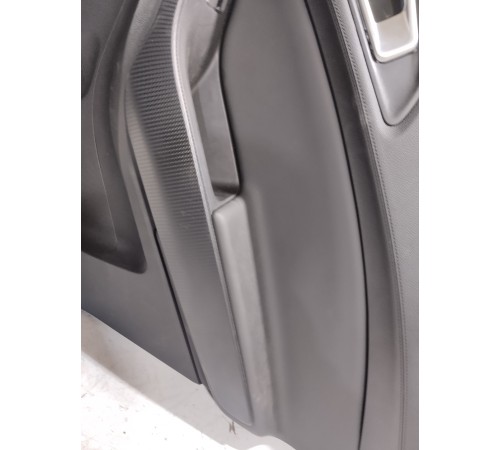 Обшивка двери задняя правая