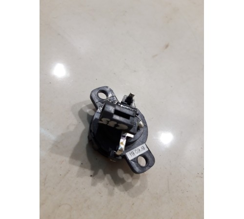 Динамик низкочастотный (передний левый)