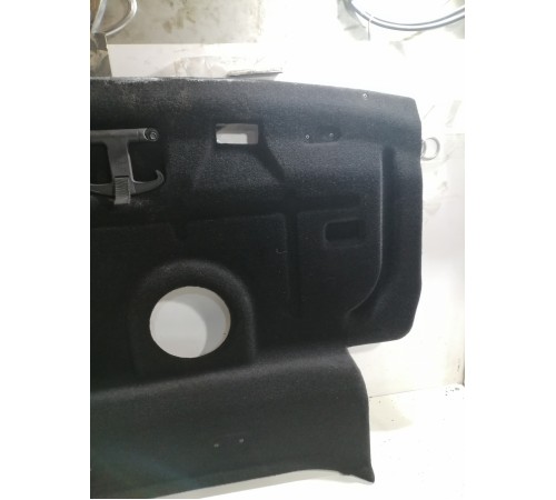 Пол багажника