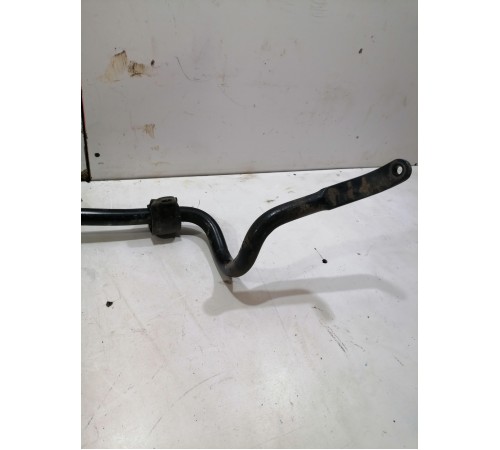 Стабилизатор передний