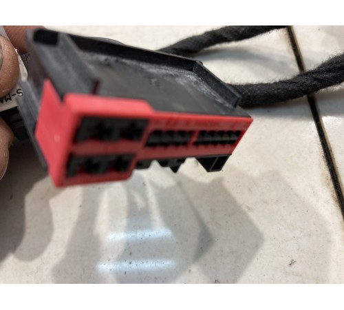 Электропроводка двери (задняя, левая)