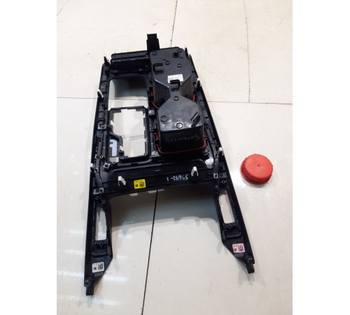 Накладка декоративная центрального тоннеля