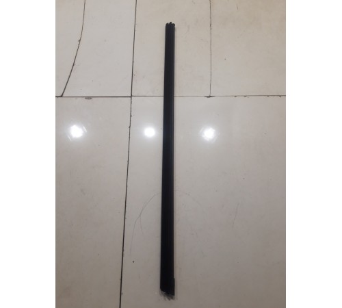 Уплотнитель стекла (передний левый внутренний)