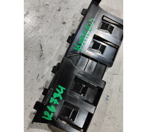 Кронштейн ниша пластик салона