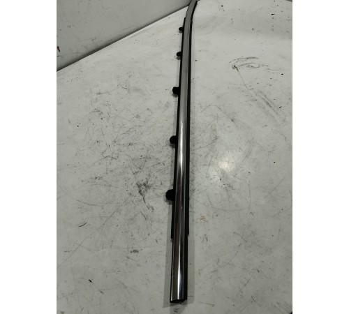 Уплотнитель стекла (задний правый наружный)