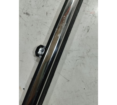 Уплотнитель стекла (задний правый наружный)