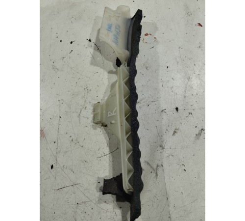 Крепление накладка пластик салона правое