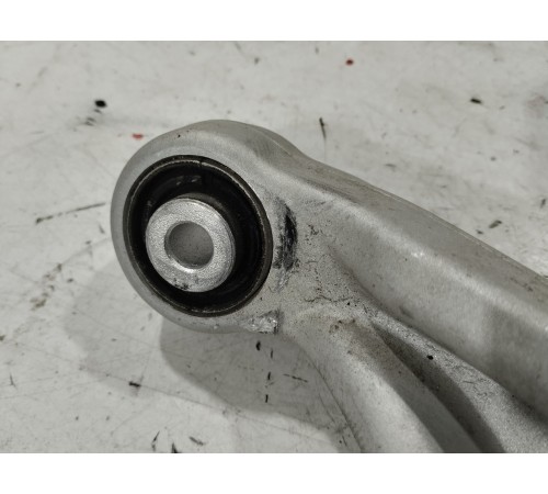 Рычаг подвески(задний правый)