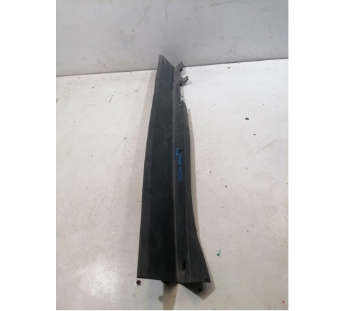 Накладка моторного отсека