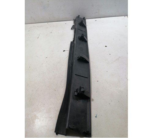 Накладка моторного отсека