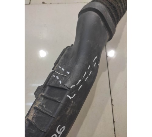 патрубок воздухозаборника