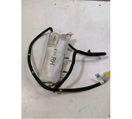 Подушка безопасности боковая в сиденье второго ряда