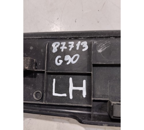 Накладка (молдинг) крыла левая