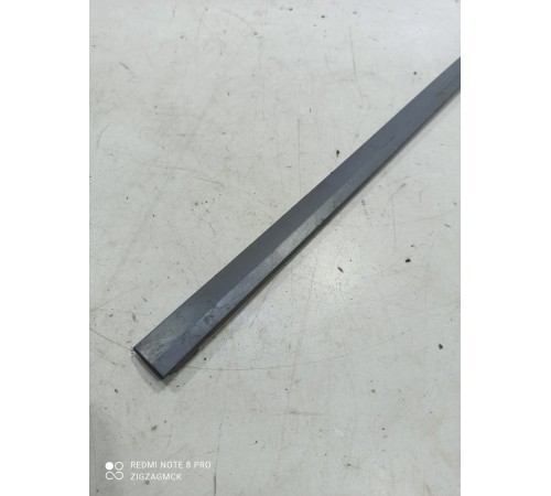 Молдинг порога(передний правый)