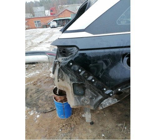 Крыло заднее правое