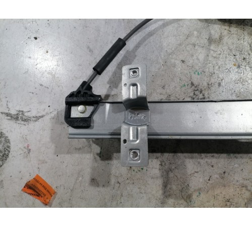 Стеклоподъемник двери задний левый