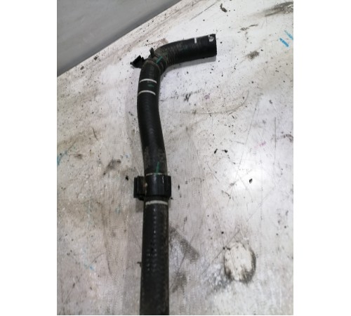 Патрубок системы охлаждения