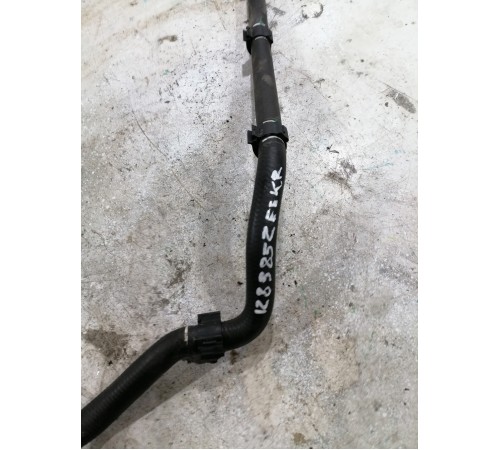 Патрубок системы охлаждения