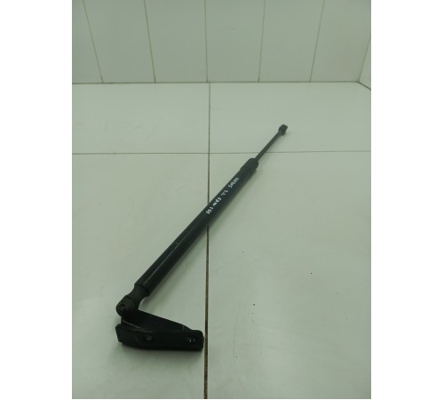 Амортизатор крышки двери багажника левый