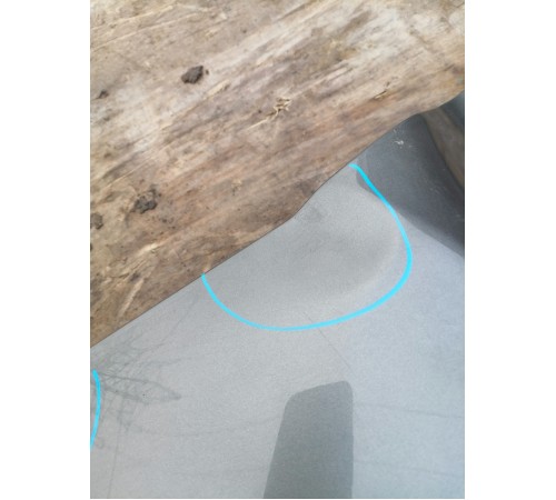 Крыло переднее правое