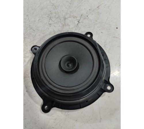 Динамик двери передний правый