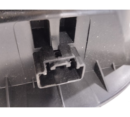 Динамик двери передний правый