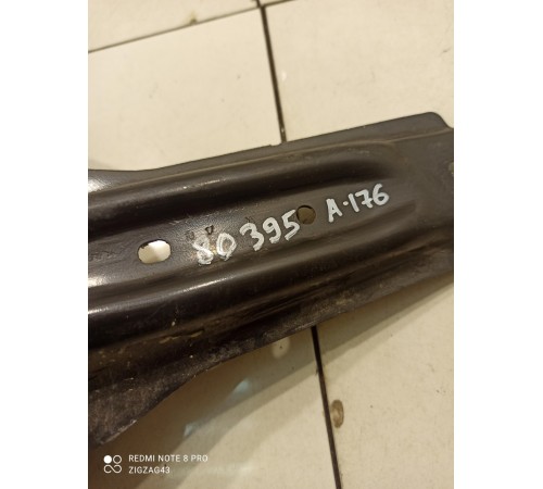 Кронштейн кузова